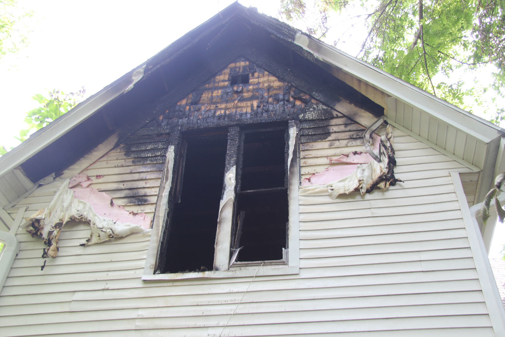 061418jr-charles-city-fire-2